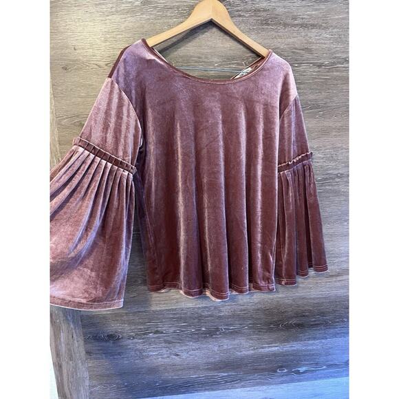 See And Be Seen Pink Shirt Velour Shimmer Flare Sleeves Tie On Back Holidays Sm - Picture 2 of 11